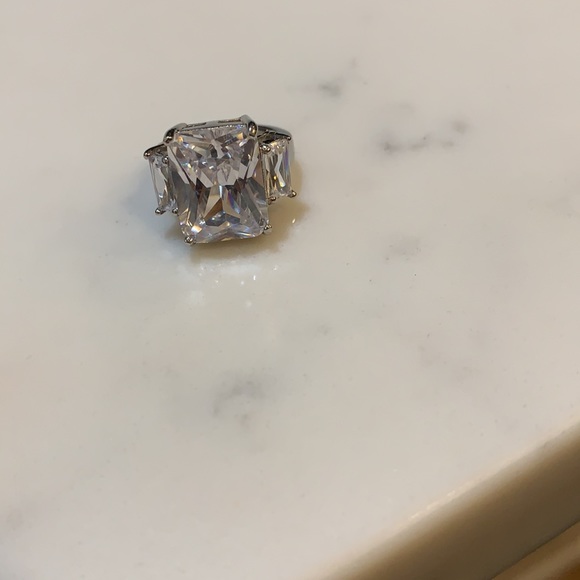 Ladies Cz set in stainless steel - Picture 3 of 3